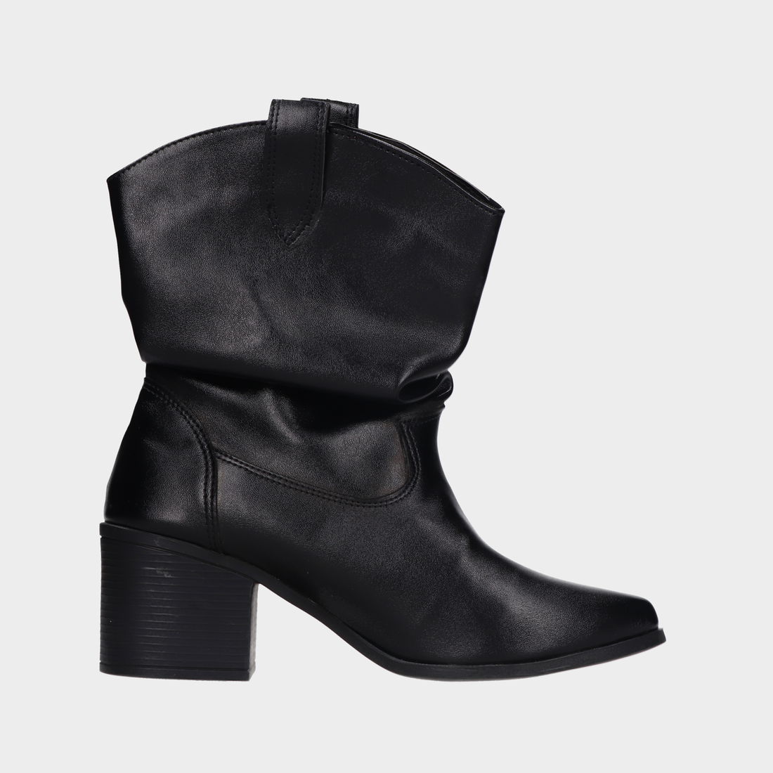Botín slouchy negro