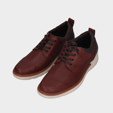 Zapato casual con textura tan