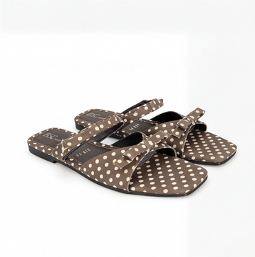 Sandalia plana casual estampado polka dot café