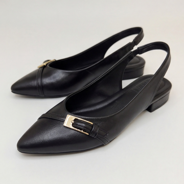 Balerina color negro con punta fina y detalle metálico Piedibei