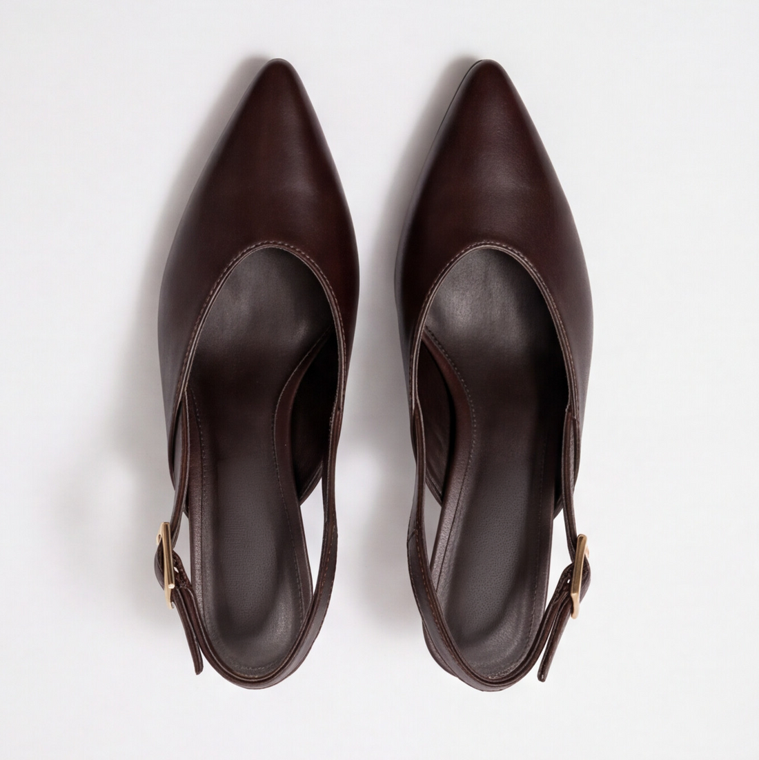Zapato slingback moka Piedibei de tacón kitten con punta fina