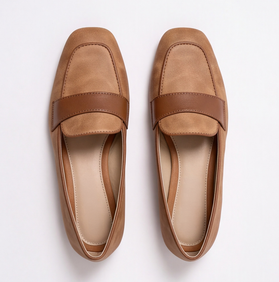 Mocasín camel Piedibei de punta cuadrada con antifaz ancho