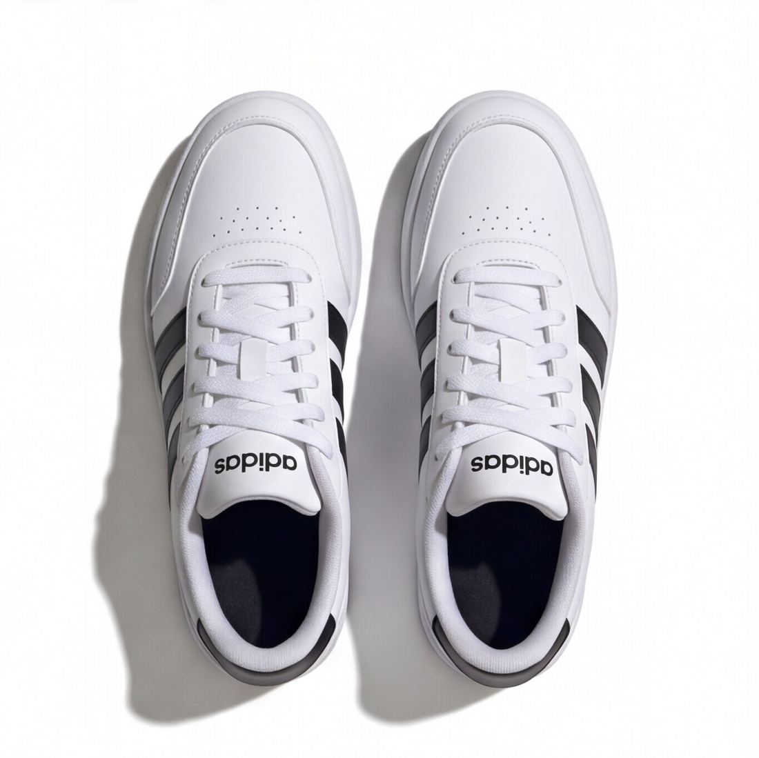 Tenis adidas Breaknet 3.0 blancos con franjas negras