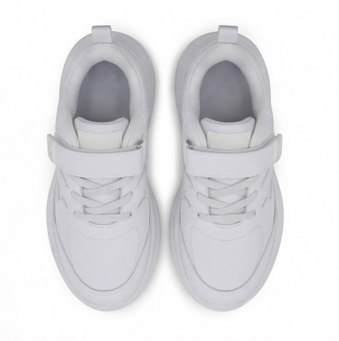 Tenis infantil color blanco con ajuste de velcro Beppi