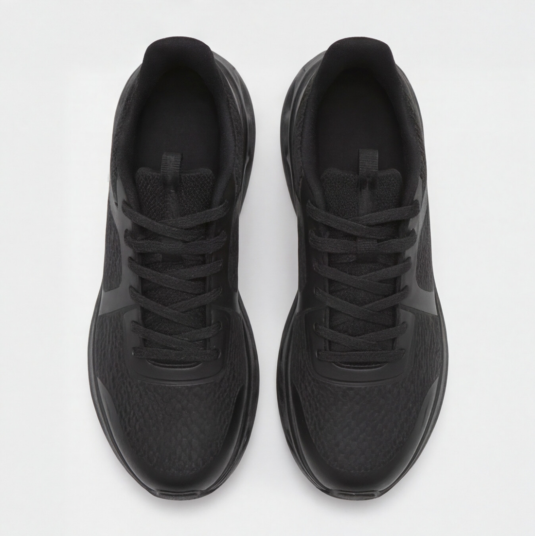 Tenis deportivo color negro con suela ligera Beppi