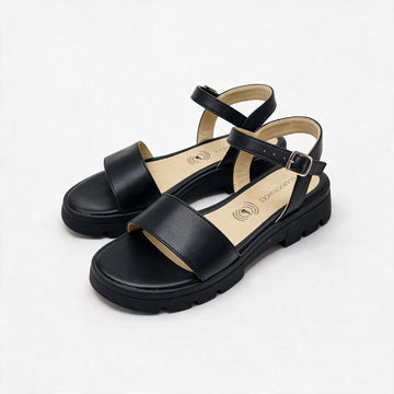 Sandalia negra con suela track y pulsera al tobillo