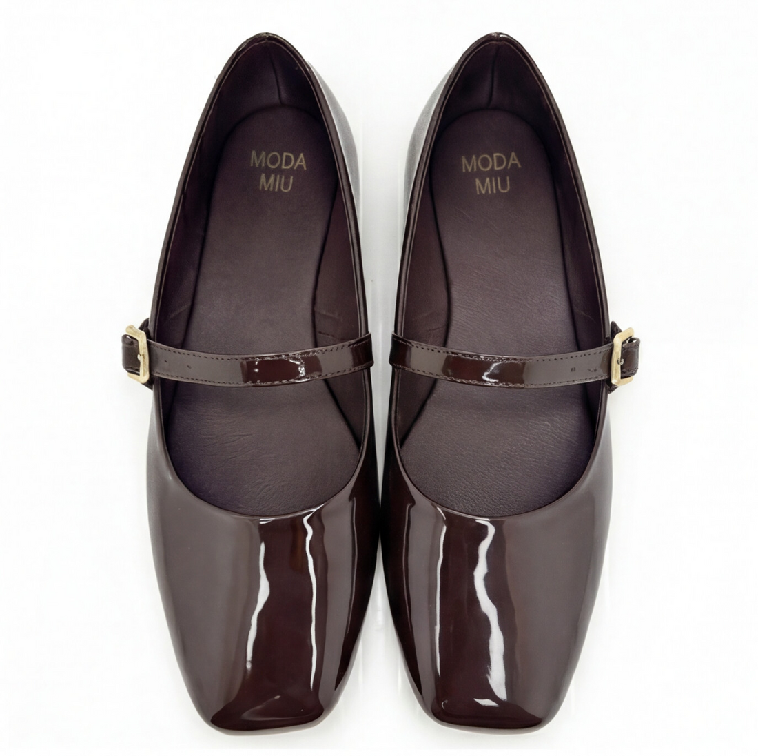 Zapato tipo Mary Jane color ch. testa con correa Moda Miu